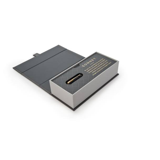 Parker Rollerball Pen Sonnet Fine Tip Black Lacquer and Gold Trim