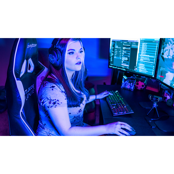 C922 Pro FHD 1080p with Tripod Logitech Stream Webcam C922 Pro FHD 1080p with Tripod Logitech Stream Webcam