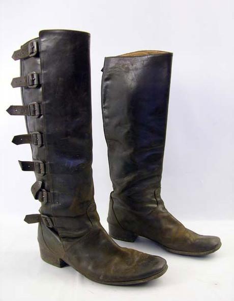 7 buckle engineers boots