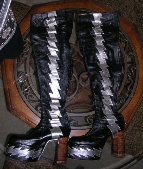 Ace Hotter Than Hell Kiss Boots