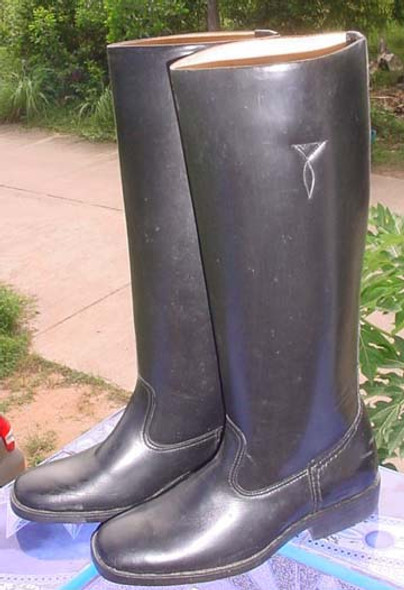 Tall Black Han Solo type boots size US 9 1/2 Euro 43