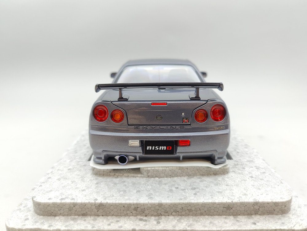 1/18 MotorHelix Nissan Skyline R34 GT-R CRS Gunmetall - Tk Diecast