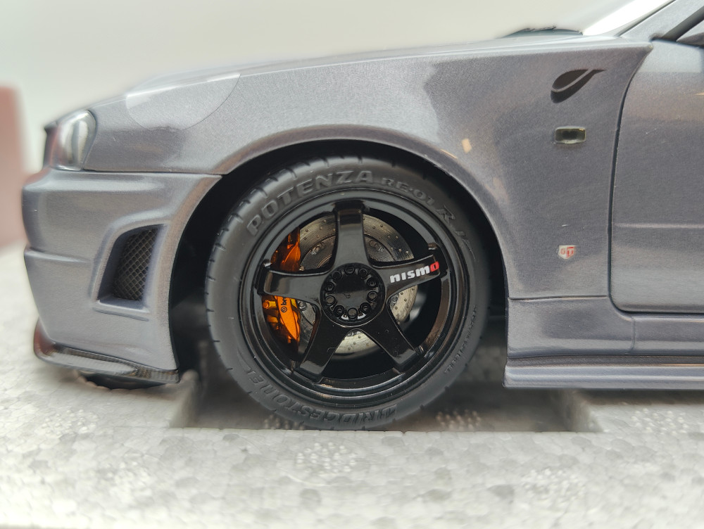 1/18 MotorHelix Nissan Skyline R34 GT-R CRS Gunmetall - Tk Diecast