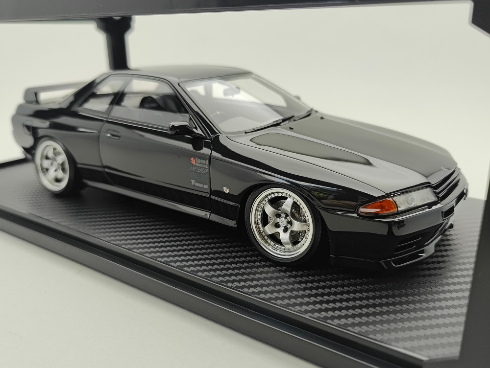 1/18 ignition IG3544 Nissan Skyline R32 GT-R V-Spec II Initial D
