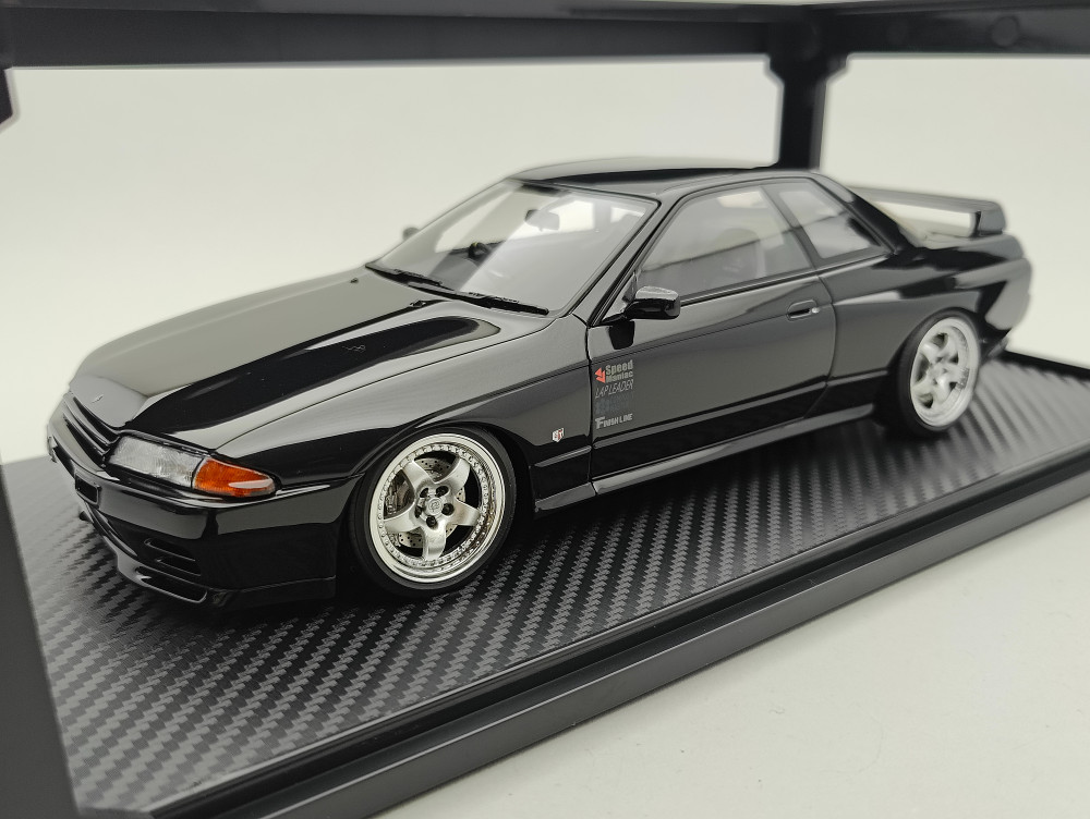 1/18 ignition IG3544 Nissan Skyline R32 GT-R V-Spec II Initial D