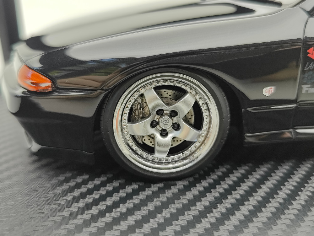 1/18 ignition IG3544 Nissan Skyline R32 GT-R V-Spec II Initial D