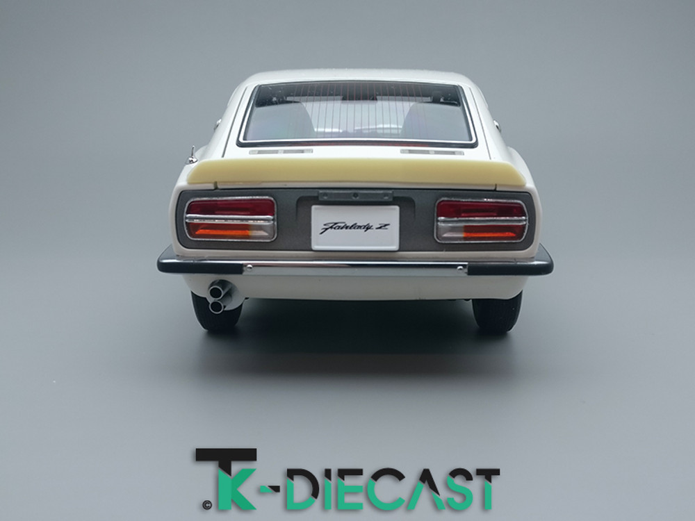 トルネコ Datsun Z Parts — Lunar Loox