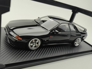 1/18 ignition IG3544 Nissan Skyline R32 GT-R V-Spec II Initial D Night Kids