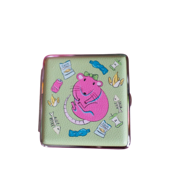 Green cigarette case featuring a pink illustrated rat surrounded by small snack and trash motifs.
