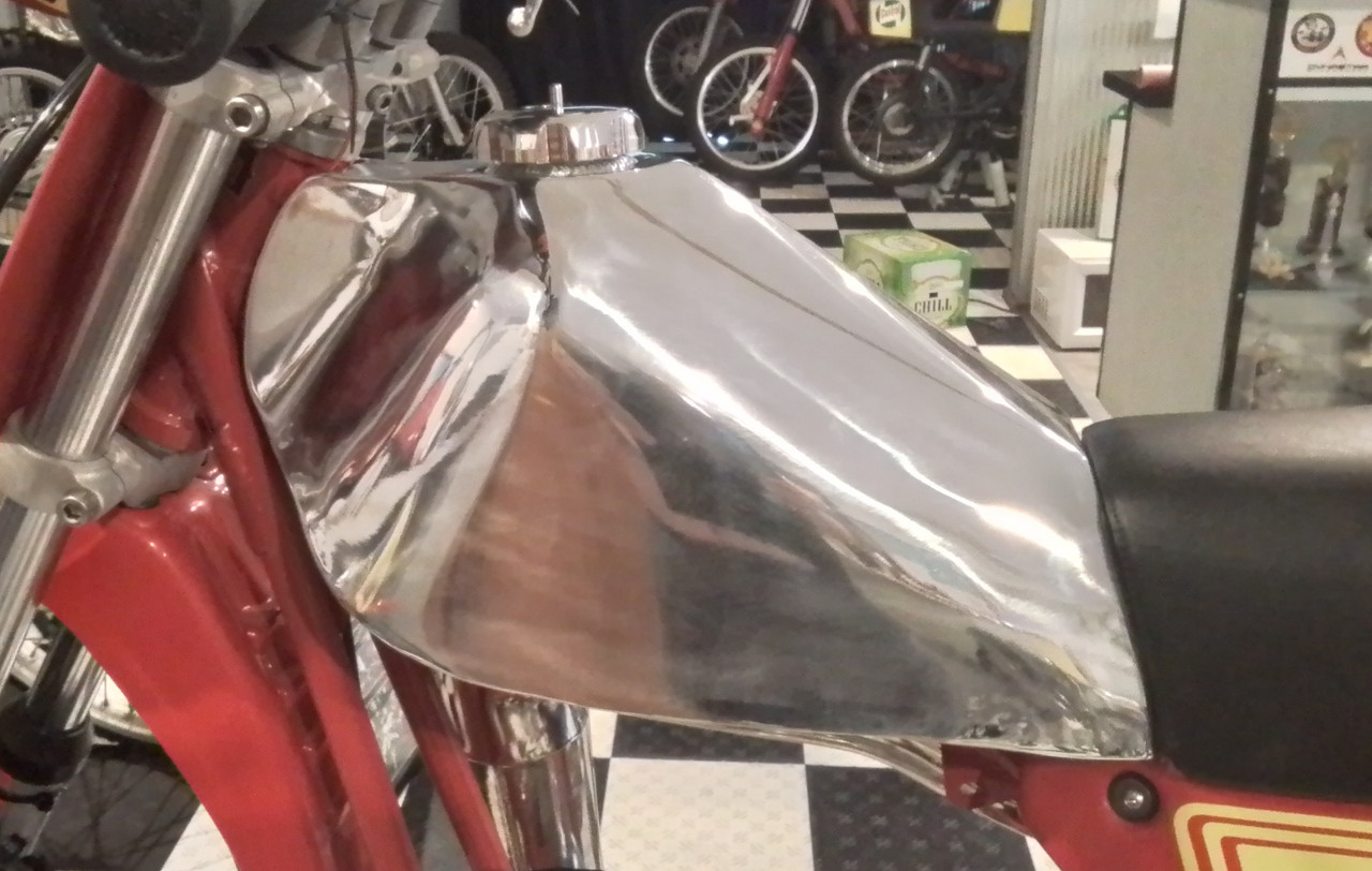 Alloy Fuel Tank Maico  '80-82 Polished