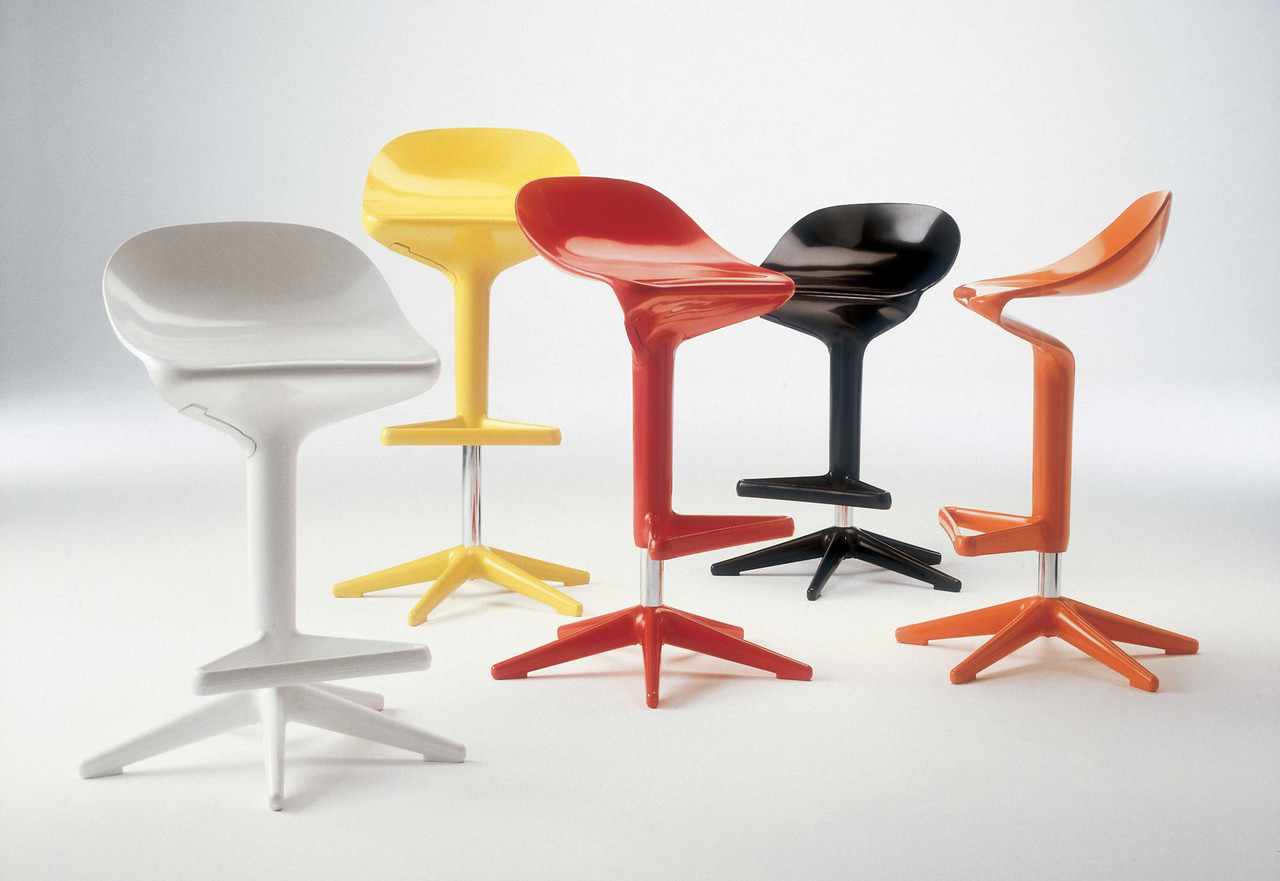 Spoon Stool | Indoor | Designed by Antonio Citterio and Toan