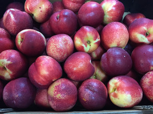 Nectarines White Organic - per 100g