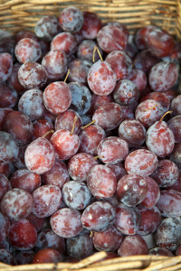 Plums (Sugar) Organic - per 100g