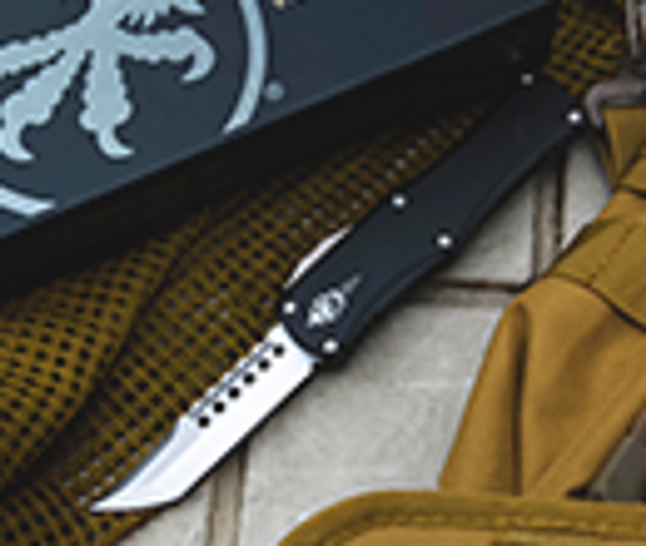 navaja automática Benchmade Autocrat Desierto delante automática Acero 94  mm encargarse de g10 Desierto