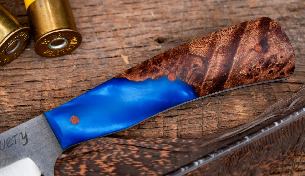 Avery Knifeworks Bird and Trout Knife Fixed Blade Forged Magnacut/Carolina Blue Resin & Spalted Maple AK03CBSM