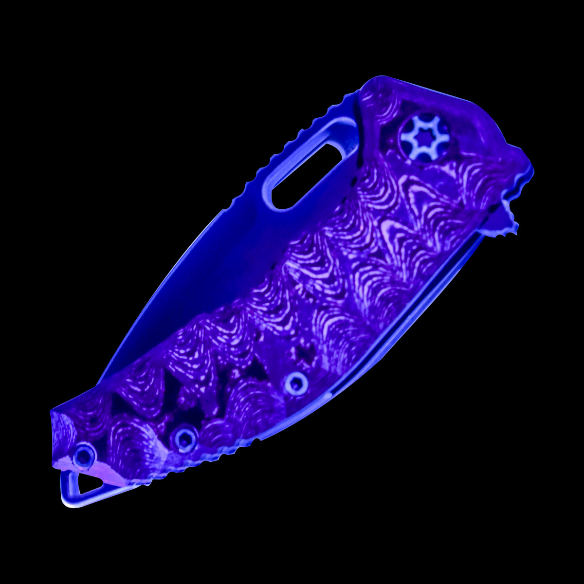 Heretic Medusa Manual Folding Knife Secret Cel Shading Purple Flow
