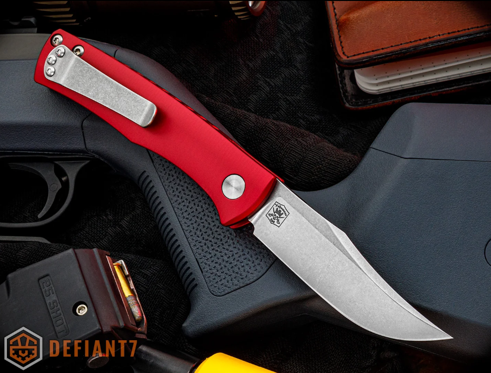 Defiant 7 Clutch Automatic Knife Magnacut/Red
