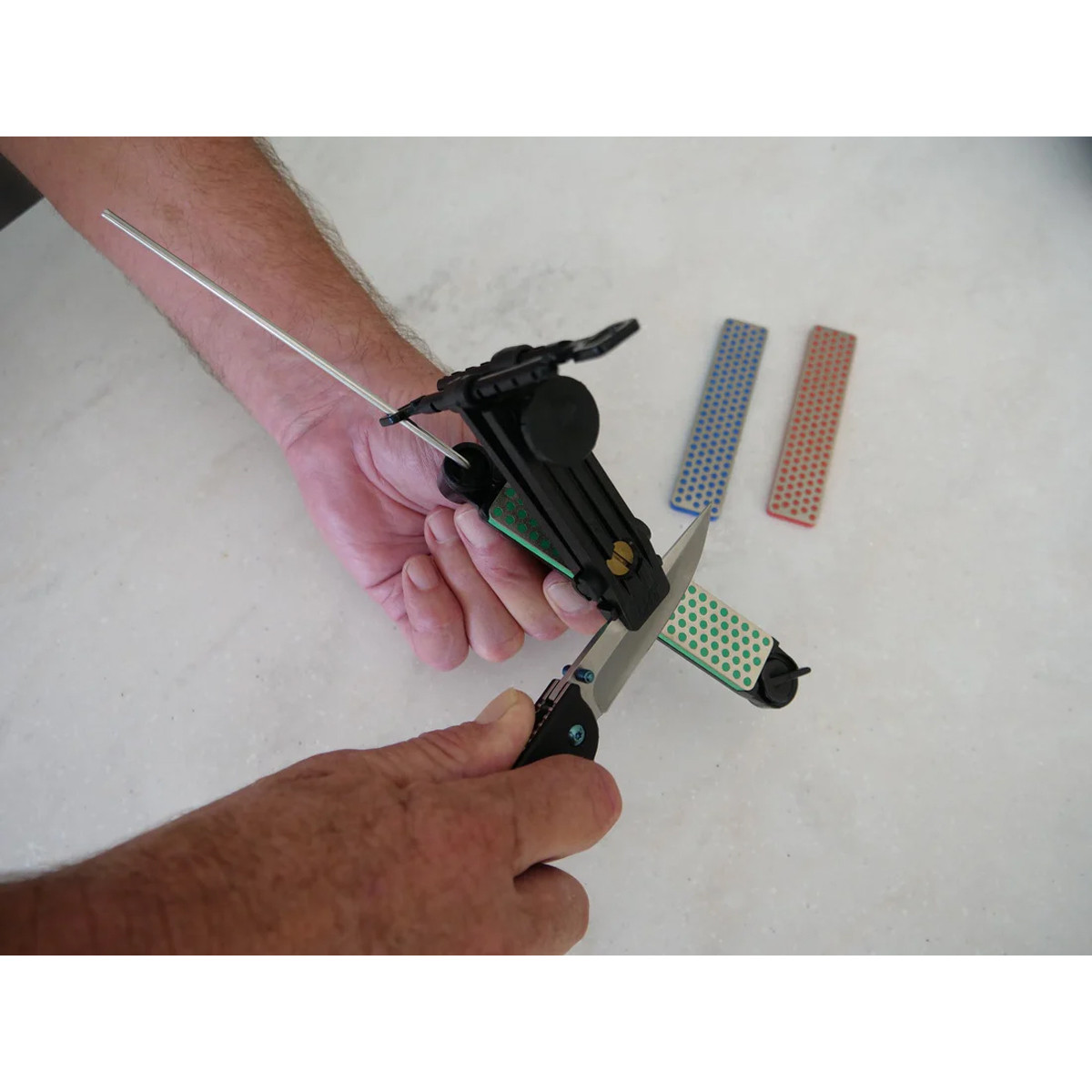 DMT Aligner Pro Knife Sharpener System - Thumbnail 2