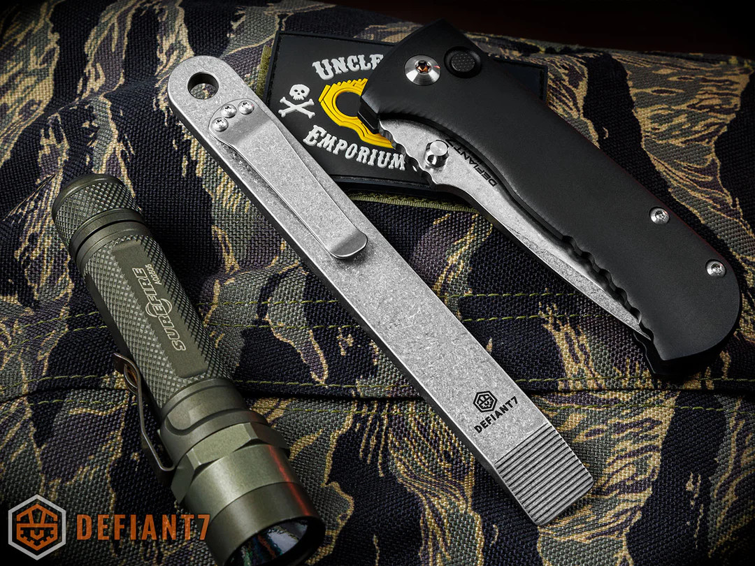 Defiant7 Ti-Pry Mini Titanium Pry Bar