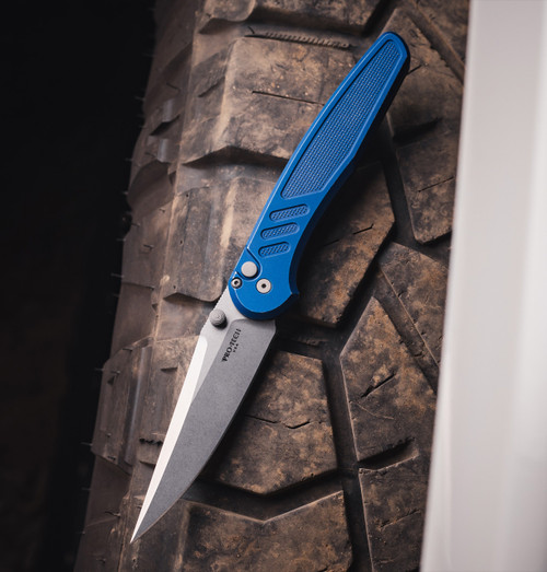 Pro Tech Peace Neighbor Avalon Folder Battleworn Knurled Blue Aluminum - SW Magnacut Blade PN1101-BW BLUE