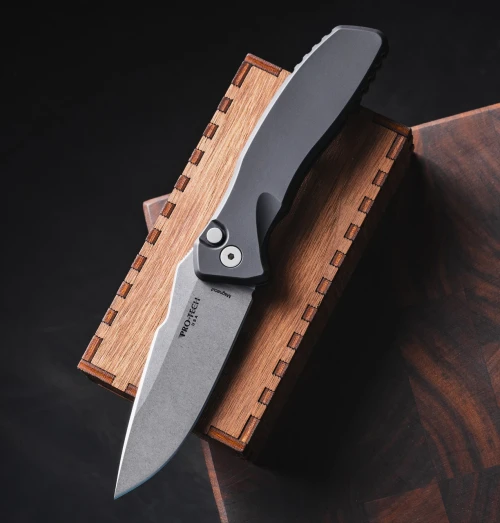 Pro Tech OTS Auto Pallas Spartan Blade Collab Solid Black Alum Handles SW Magnacut Blade AUPTSB1101