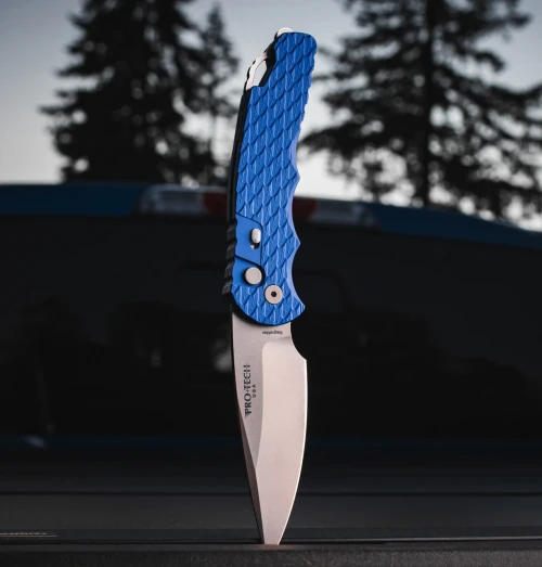 Pro Tech OTS Auto Tactical Response 4 Blue Feathered Textured - SW MagnaMax AUPTT4105 F MM BLUE