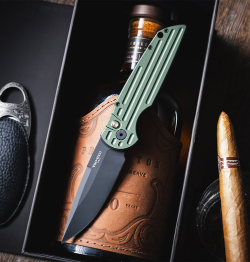 Pro Tech OTS Auto Tactical Response 3 Green Grooved Handle Black DLC 154CM Blade SHOT26.TR3.1