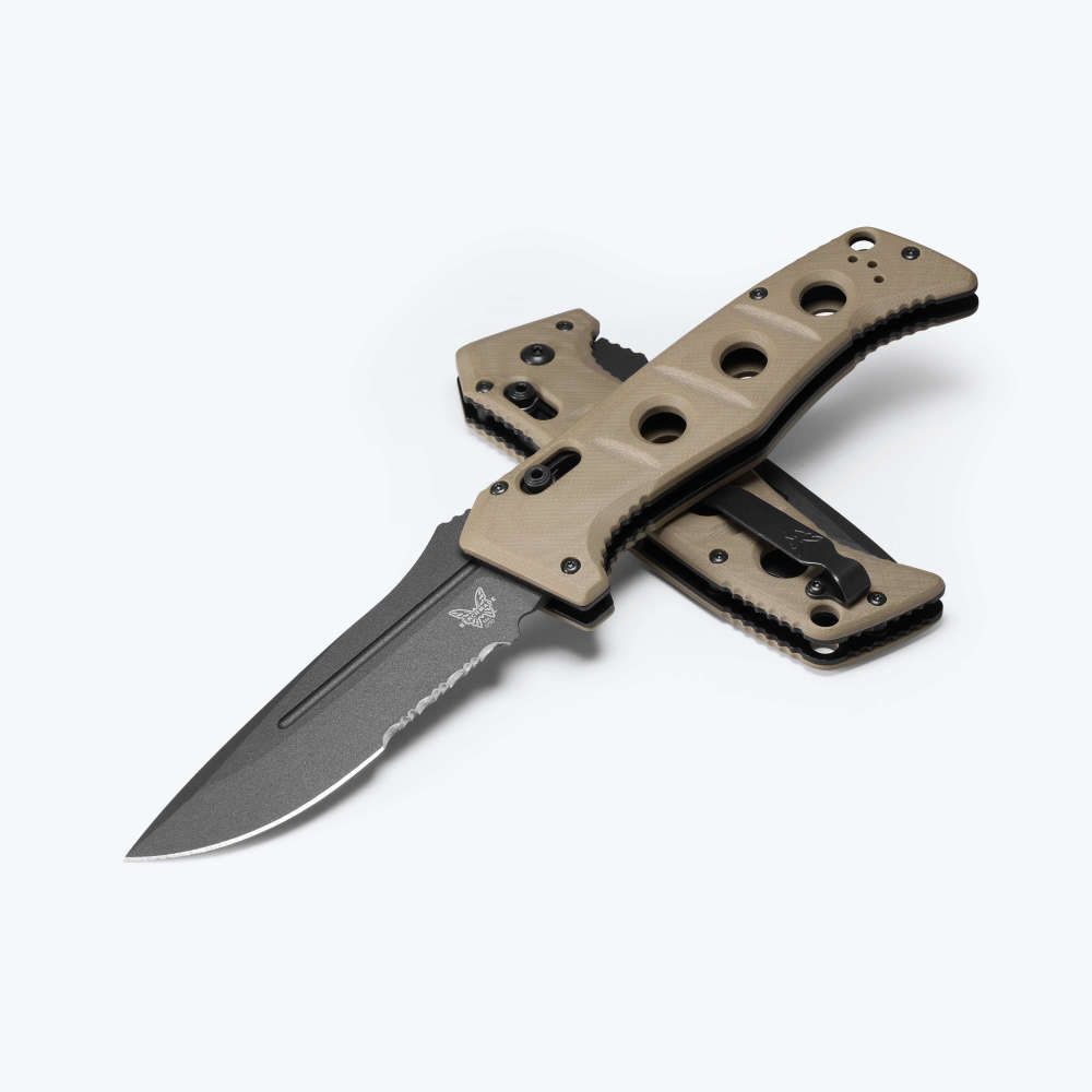 Benchmade Auto Adamas Automatic Knife Gray Serrated Magnacut Drop Point/Desert Tan G-10 AUBM2750SGY-05 View 1