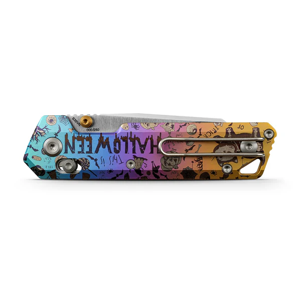 Vosteed Parallel Folder S35VN Satin Blade Halloween Spooky Purr Titanium Handle A3517 View 4