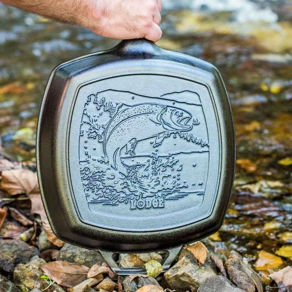 Lodge Cast Iron 10.5" Wildlife Series Square Fish Grill Pan L8SGPWLFI View 1