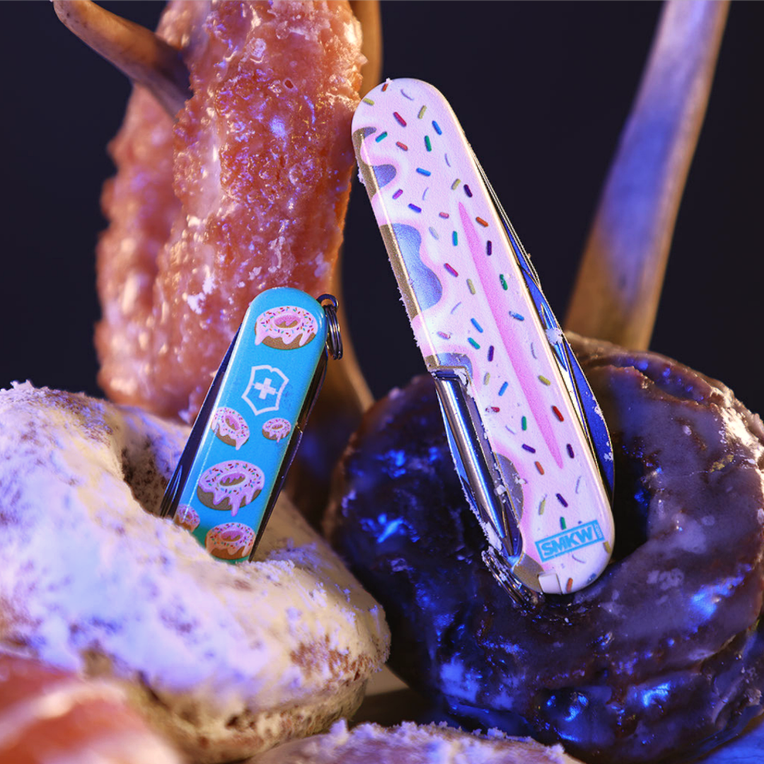 Victorinox SMKW Exclusive Classic SD Swiss Army Knife Donuts V1048 View 5