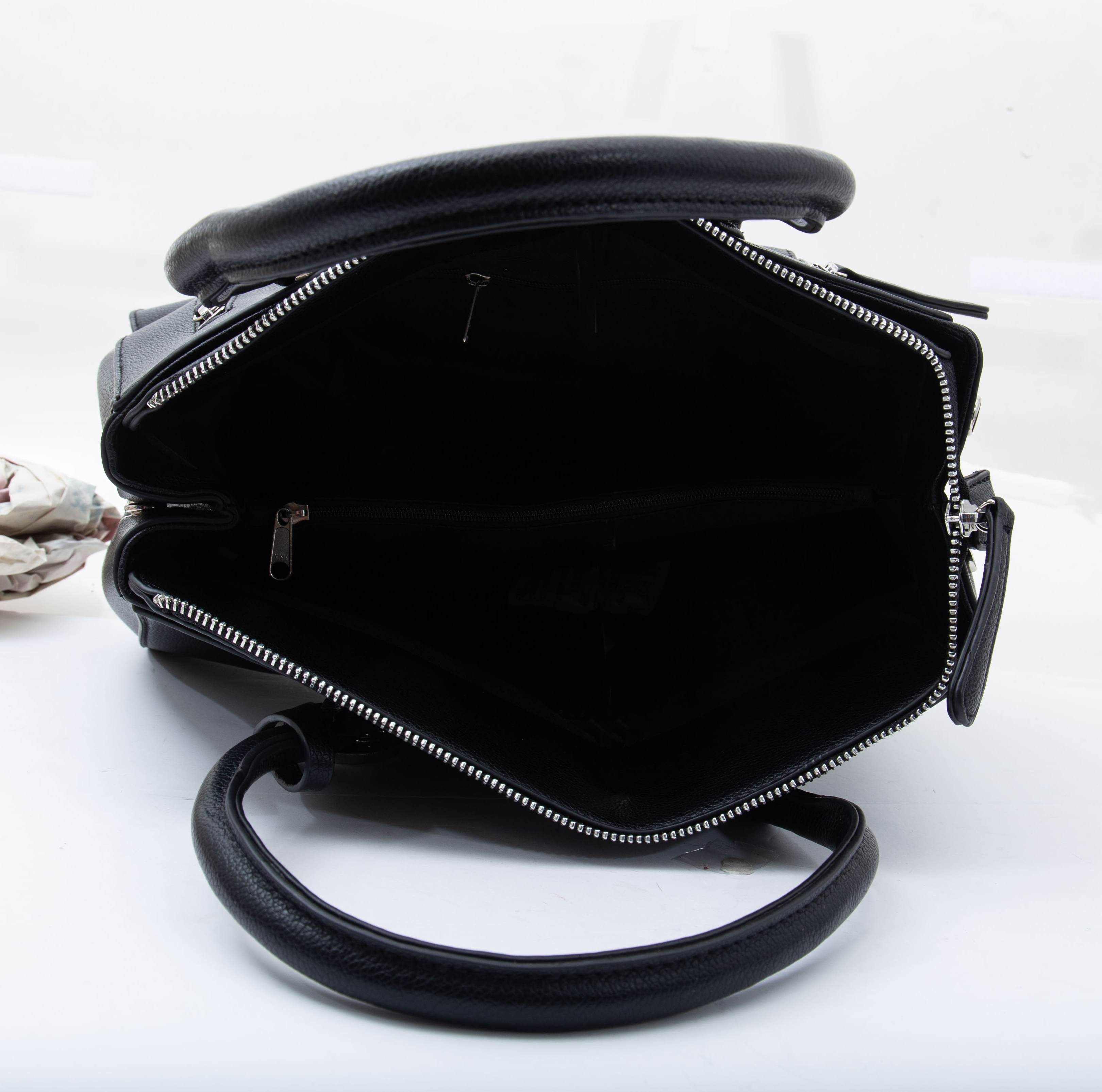 FabiGun Concealed Carry Purse Black Leather FAB8300BK View 7