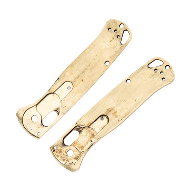 SMKW Bugout Brass Handle Scales View 2