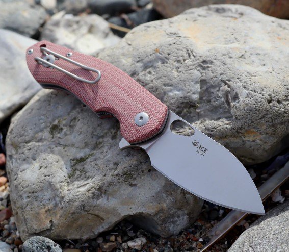 GiantMouse ACE Biblio Linerlock Folding Knife Satin M390/Red Micarta GMACEBIBLIORDM View 1
