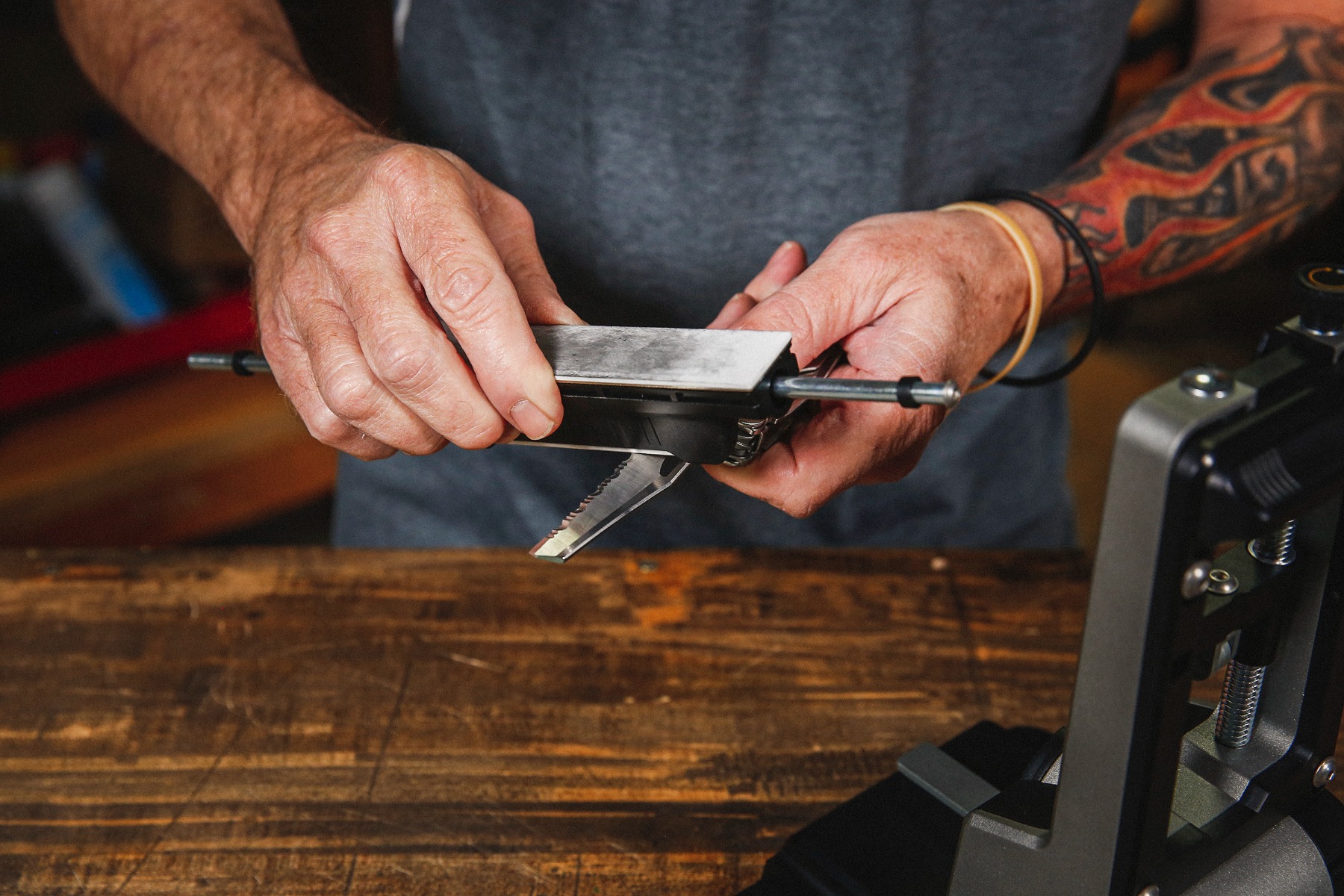 Work Sharp Professional Precision Adjust Knife Sharpener WSBCHPAJ-PRO View 9