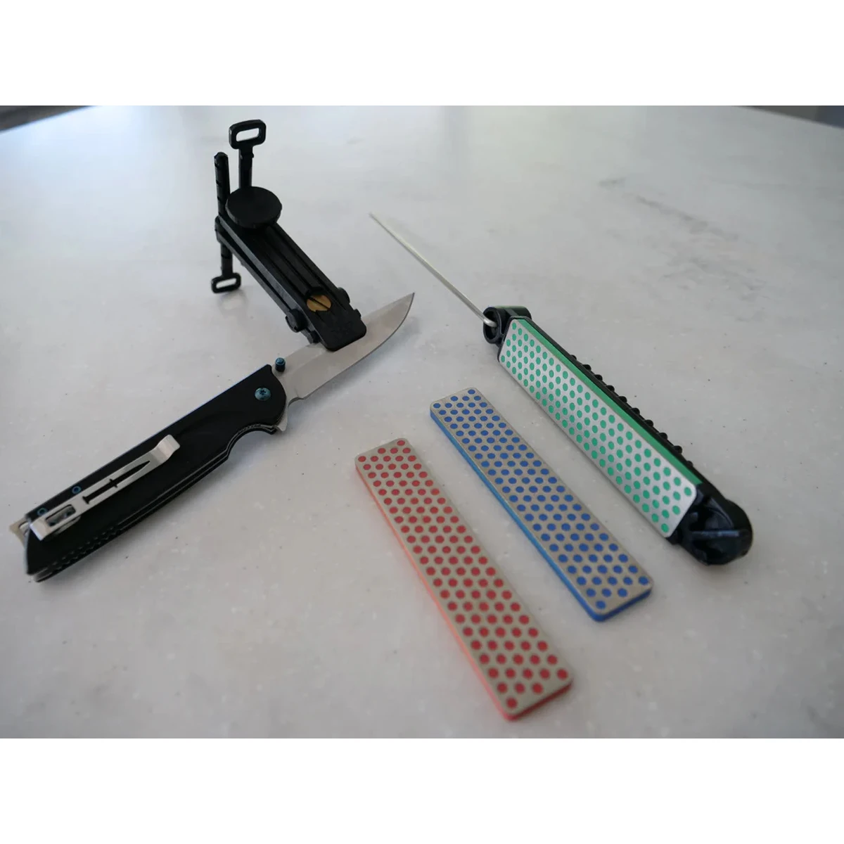 DMT Aligner Pro Kit Guided Diamond Knife Sharpener System APROKIT View 2