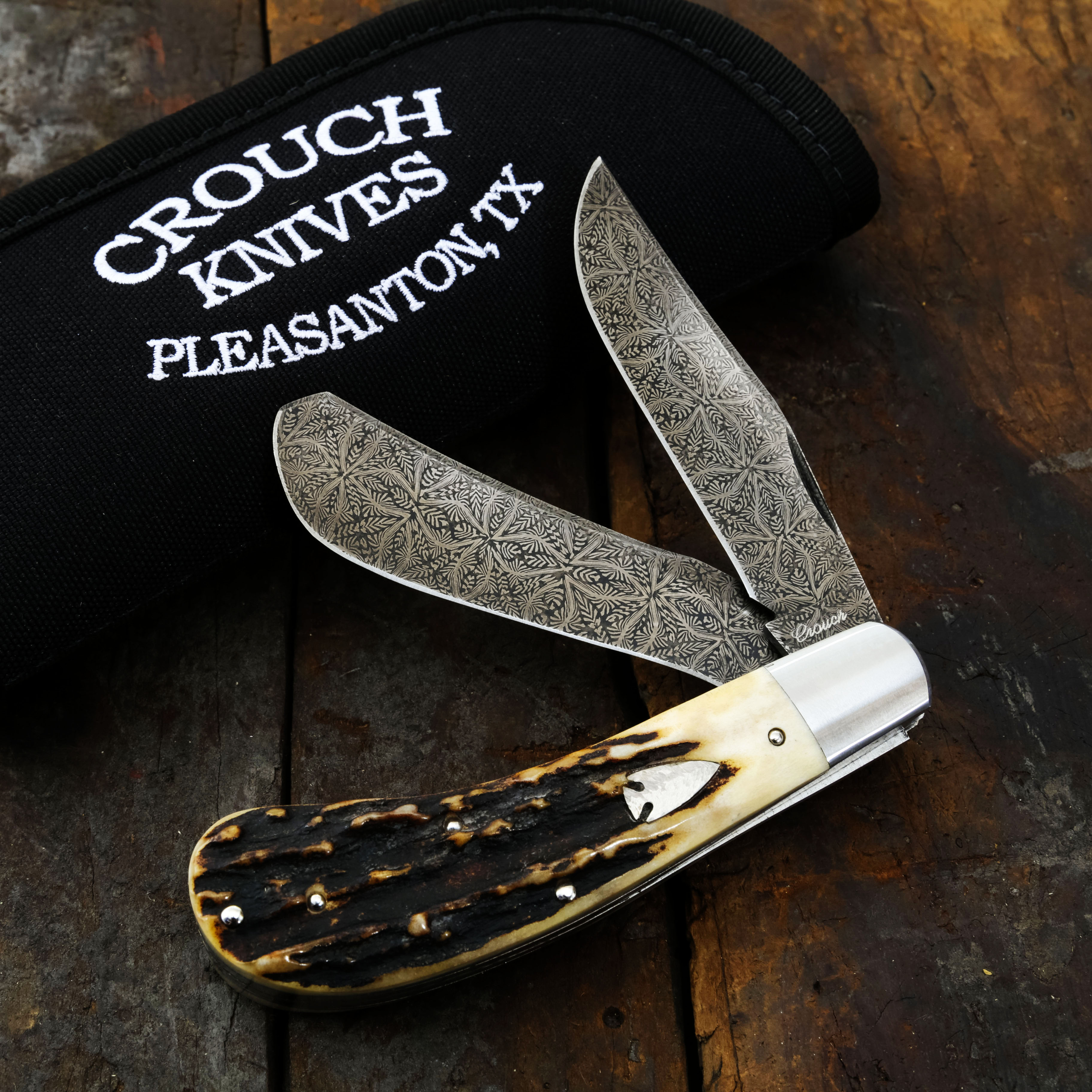 Crouch Knives Saddlehorn Trapper Gorgan Flower Damascus Natural Stag Handles BCK003 View 8
