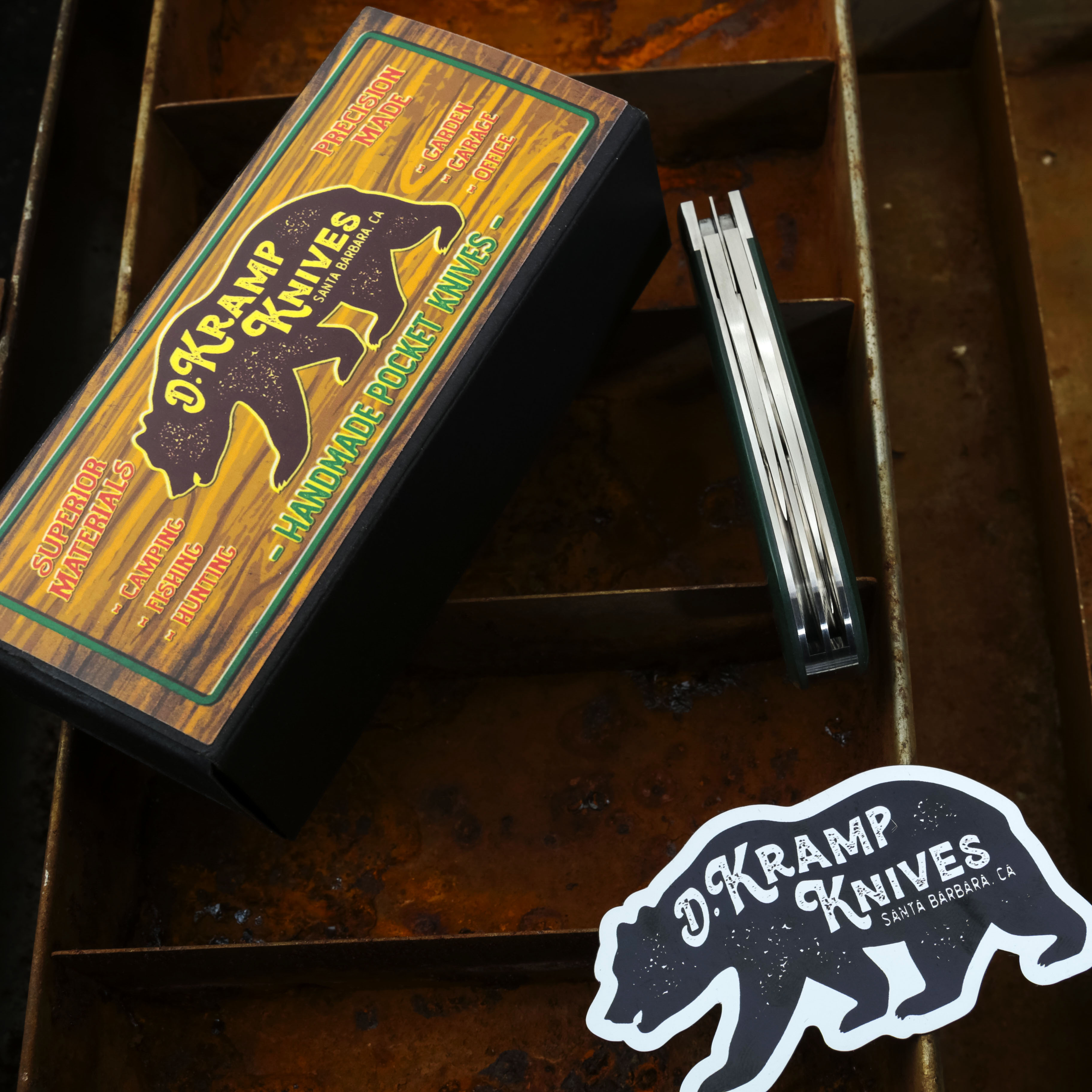 D. Kramp Knives Swayback Jack Vintage Emerald Green Paper Micarta Double MOP Shields DKK001 View 18