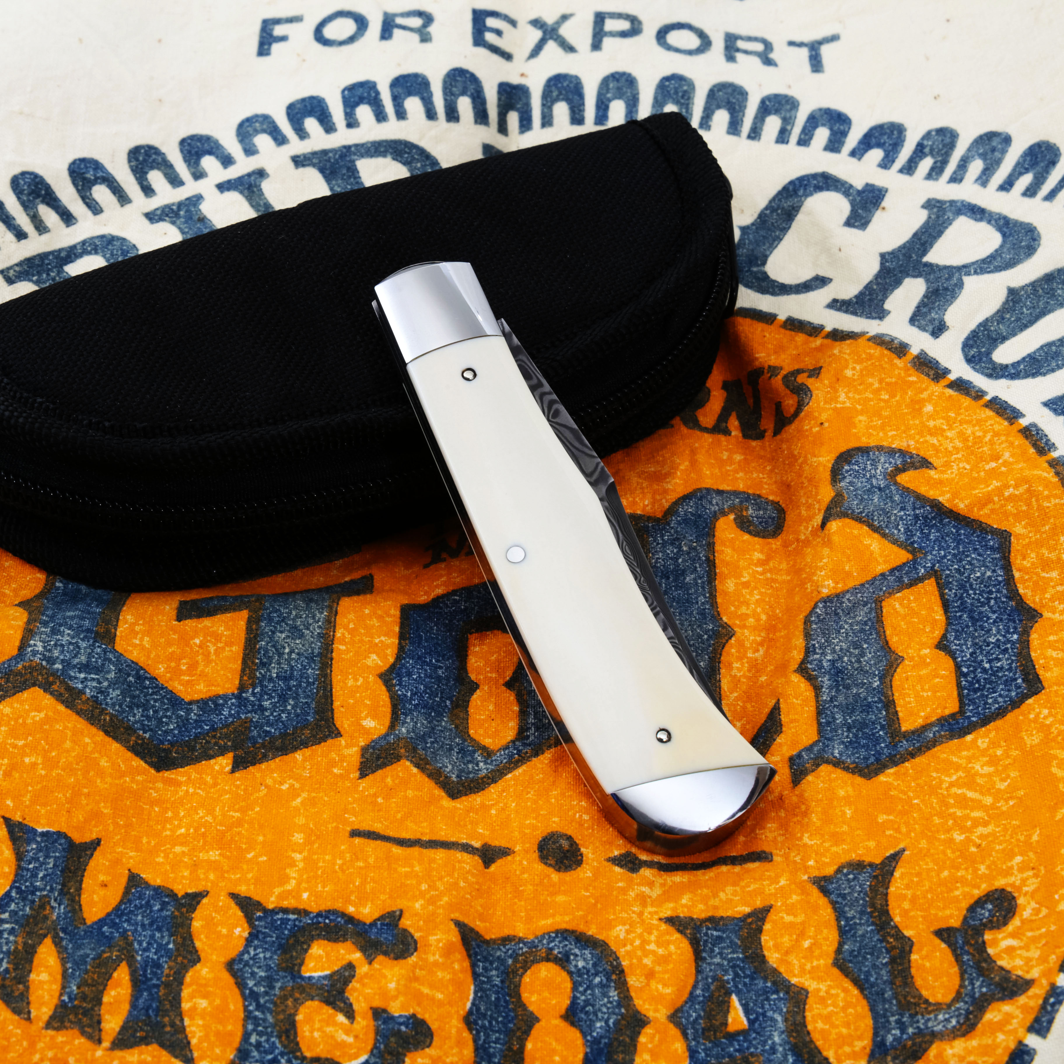 Matt Humphreys Single Blade Damascus Trapper White Handle MH002 View 15