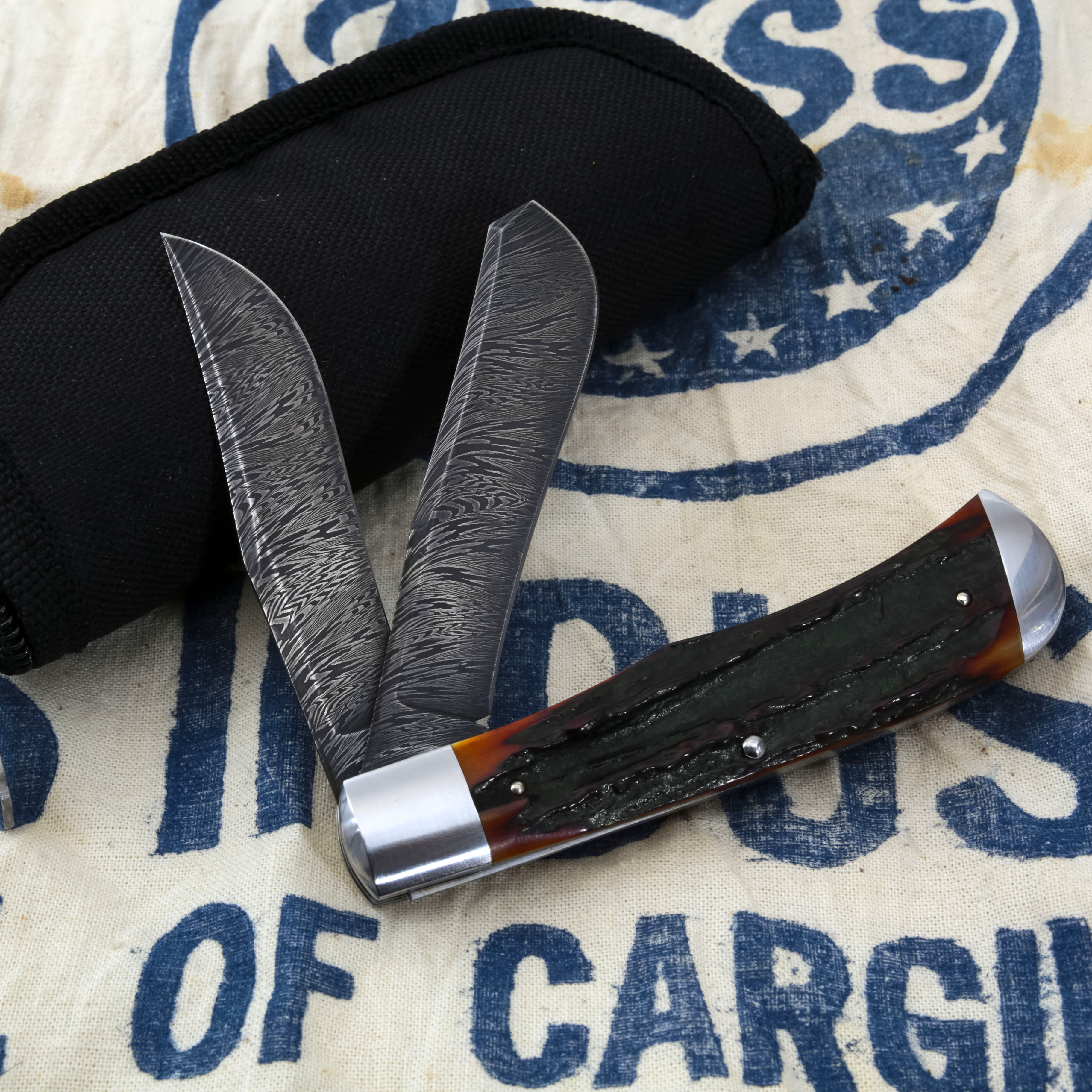 Matt Humphreys Double Blade Damascus Trapper Amber Jigged Bone Handle MH003 View 9