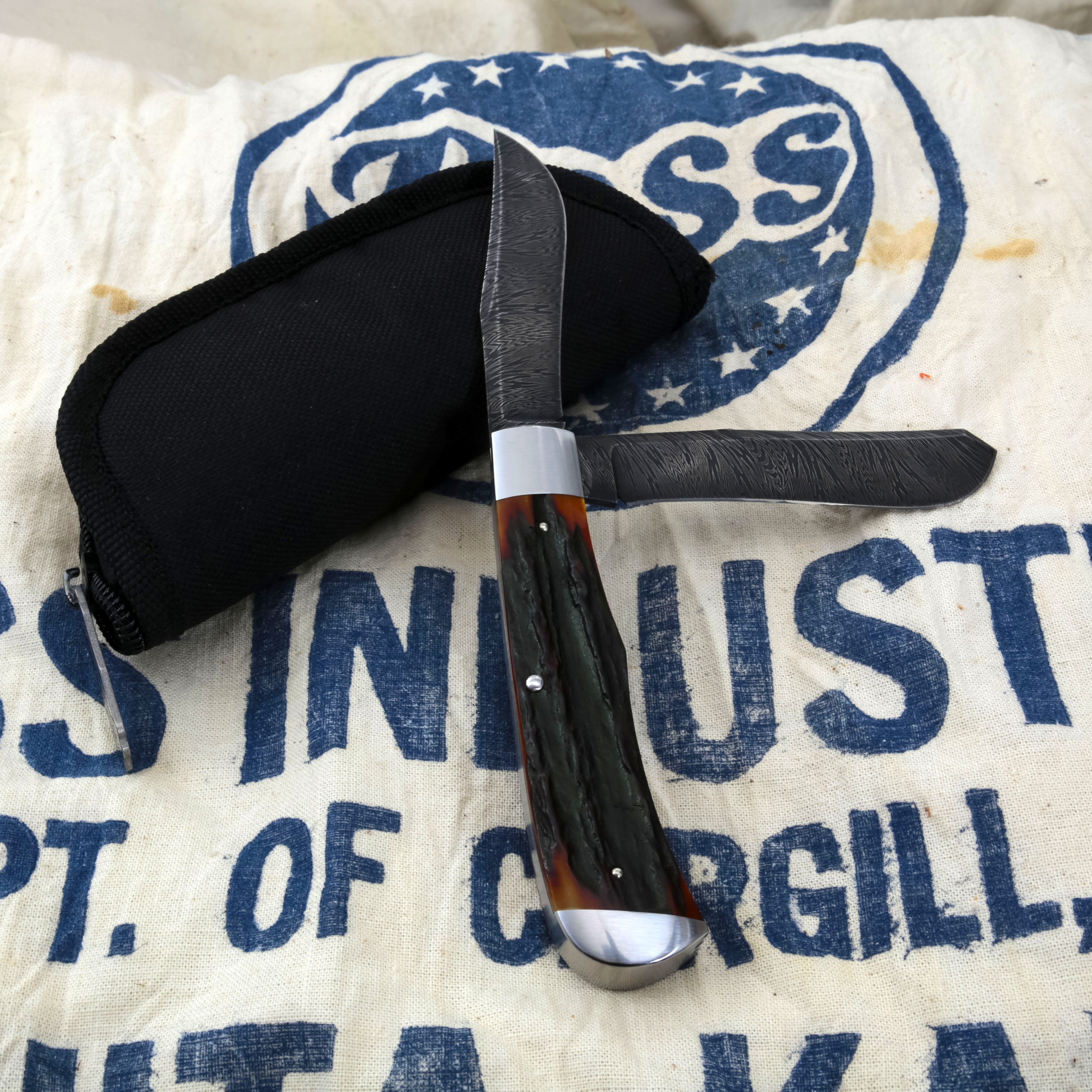 Matt Humphreys Double Blade Damascus Trapper Amber Jigged Bone Handle MH003 View 12
