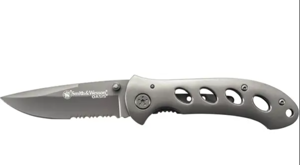 Smith & Wesson Oasis Folding Knife 3.2in Plain Silver Linerlock SW423GCP View 2