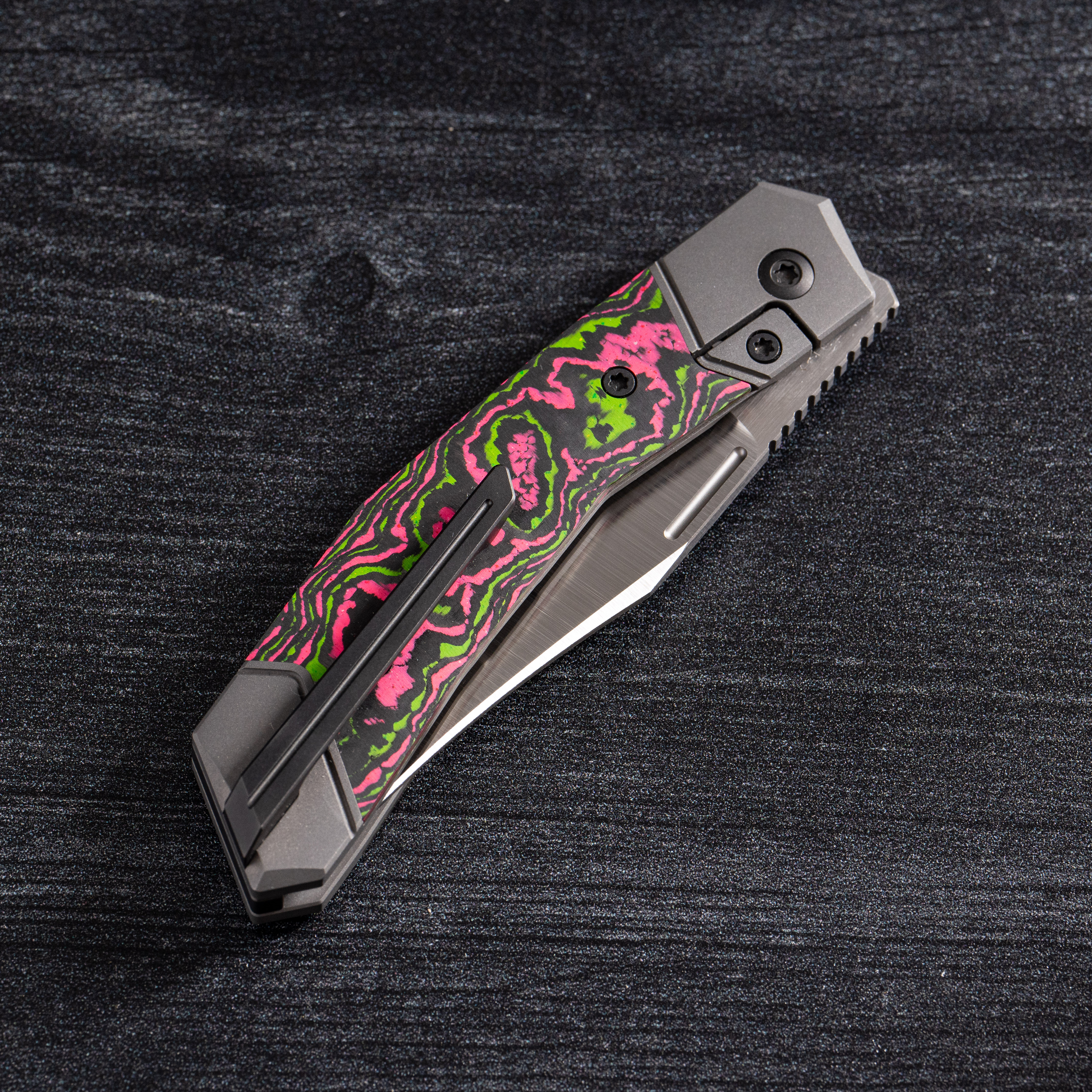 Jack Wolf Bionic Jack Folding Knife Watermelon Sugar CamoCarbon BIONI-01-CC-WAT-SUG View 30