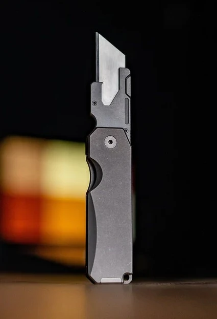 Big I Design Ti Utility Knife - Titanium Stonewashed BIGI12 View 5