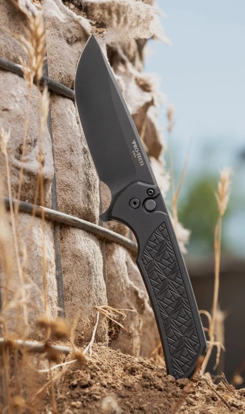 Pro-Tech Mordax Folding Knife Blk Nexus Textured Handle Blk DLC Magnacut Blade MX106-NEXUS View 1