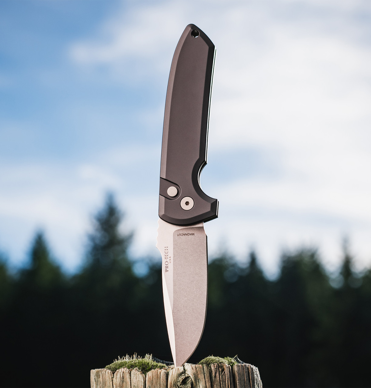 Pro Tech OTS Auto Rockeye Black Aluminum Handle SW Magnacut Drop Point Blade LG3101 View 1