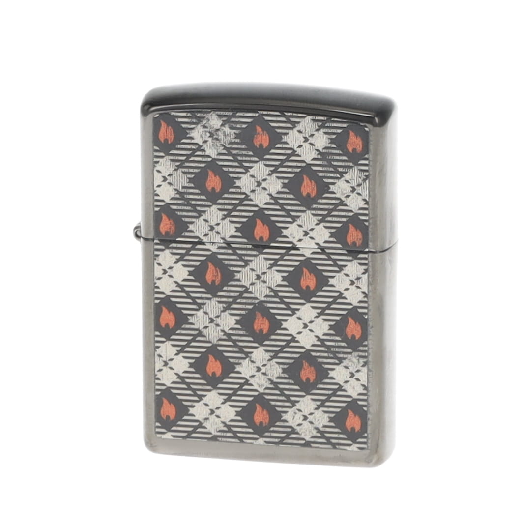 Zippo Plaid Pattern Flame Design High Polish Black ZP46944 View 4