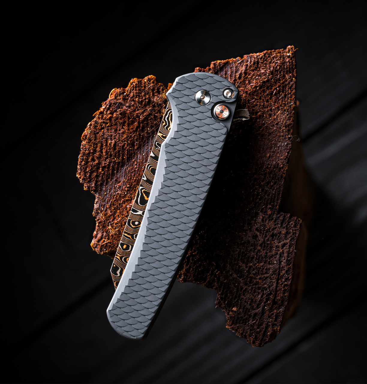 Pro Tech Malibu Flipper Black Dragon Scale Aluminum Handle Baker Forge Elite Coppermai Ripple Damascus Reverse Tanto Blade 2026MALIBUCUSTOM004 View 4