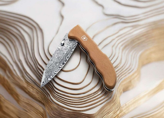 Victorinox Evoke Wood Damast Limited Edition 2026 0.9410.J26 View 9