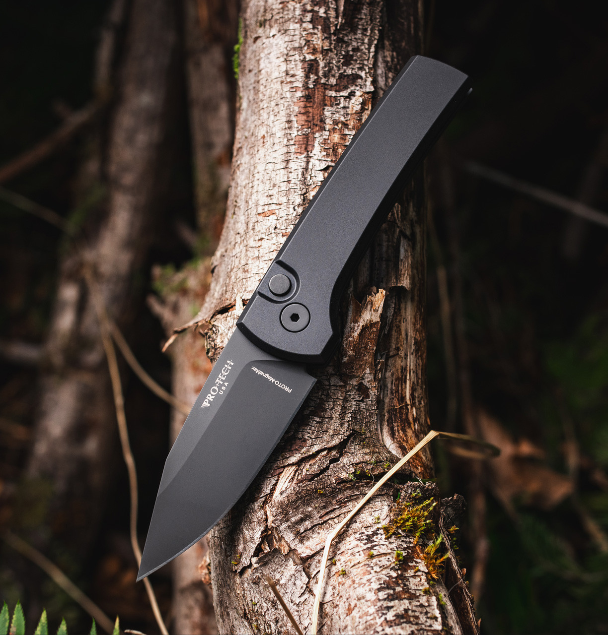 Pro Tech Auto Ramon Chavez Designed Scapegoat Compact Black Aluminum Handle Black DLC MagnaMax Blade AUPTRCS1103-SWAT View 1